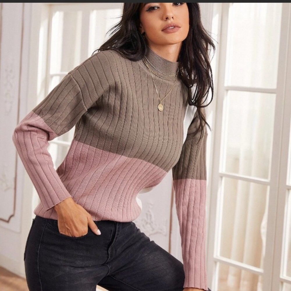 Dash Outfitters Colorblock Sweater Size Small —#074 - Picture 5 of 5